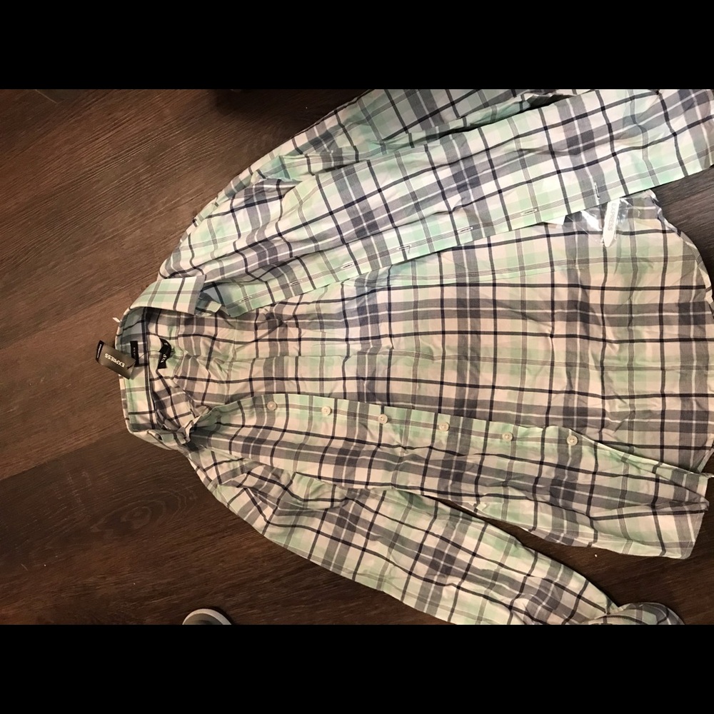 Men’s dress shirt